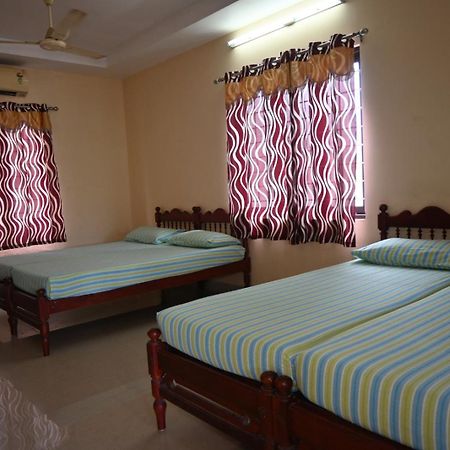 Alapatt Homestay Alappuzha Esterno foto